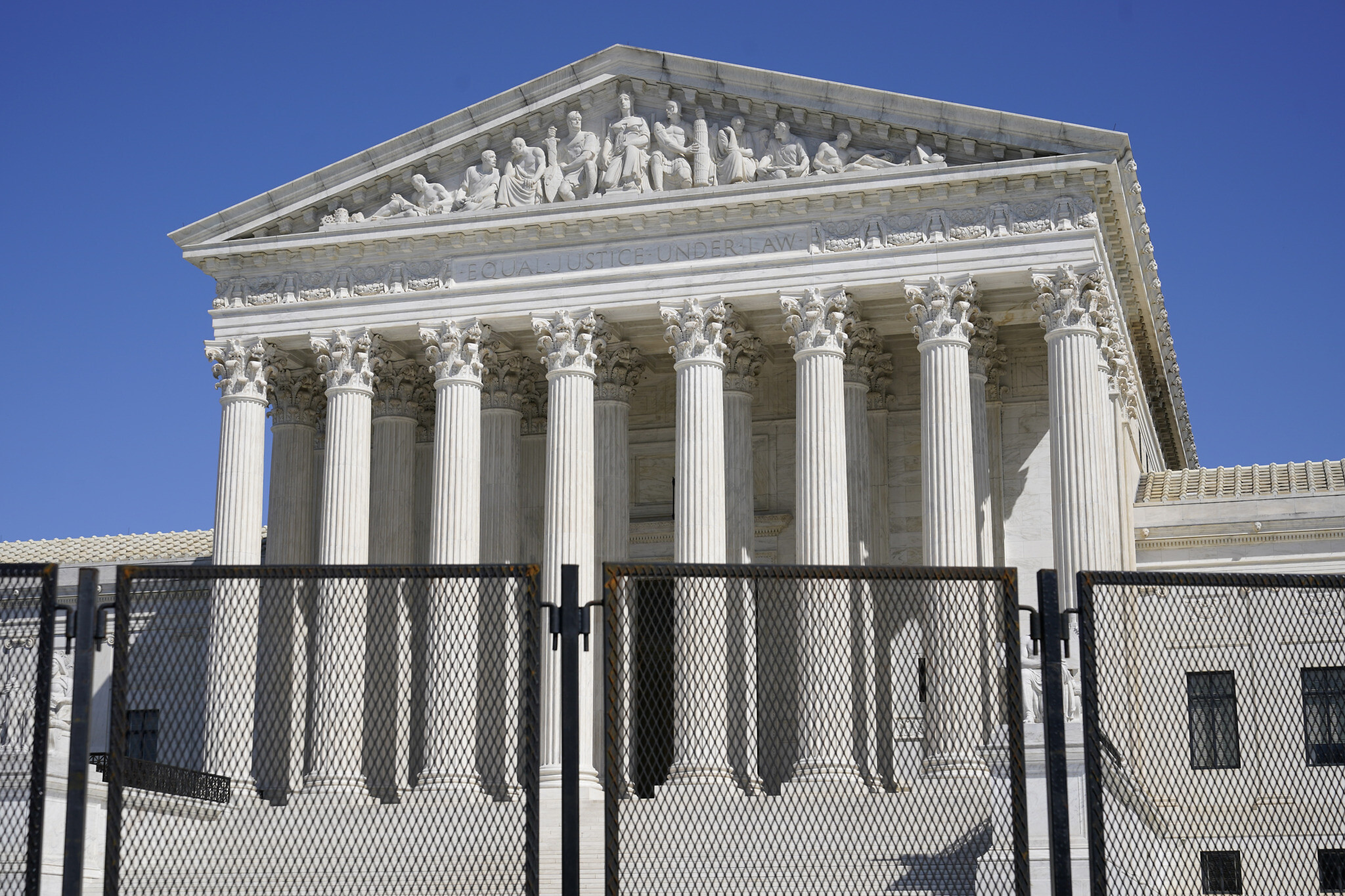 Students Create Supreme Court Reform Website - Yale Law School