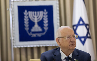 President Reuven Rivlin meets with the Yesh Atid party at the President’s Residence in Jerusalem, April 5, 2021. (Yonatan Sindel/Flash90)