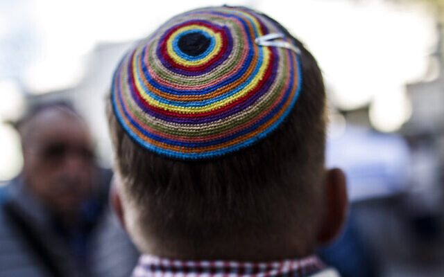 Illustrative image of a man wearing a kippah. (Carsten Koall/Getty Images)