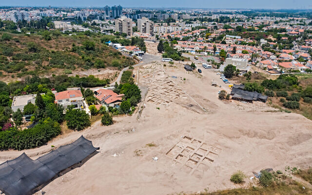 File: A site where a 1,600-year-old mosaic was uncovered during archaeological excavations in Yavne (Assaf Peretz/Israel Antiquities Authority)