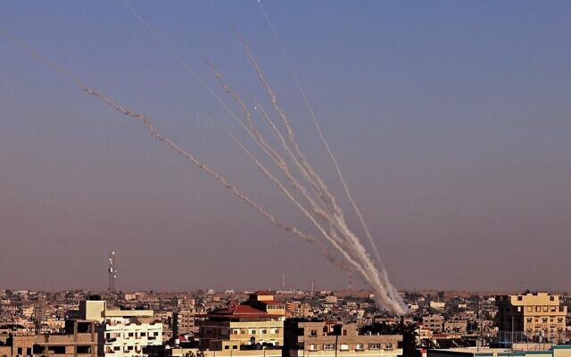 Rockets are launched towards Israel from Rafah, in the southern Gaza Strip, on May 12, 2021 (SAID KHATIB / AFP)