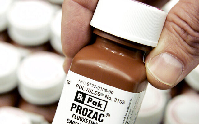 Illustrative image: a bootle of Prozac (AP Photo/Darron Cummings, File)