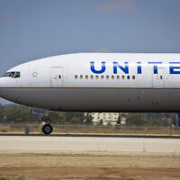 View of a United Airlines flight at Ben Gurion Airport on August 3, 2013. (Moshe Shai/Flash90)