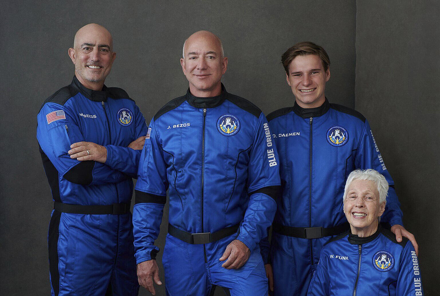 Bezos Set To Take Off For Space On His Company s First Manned Flight 