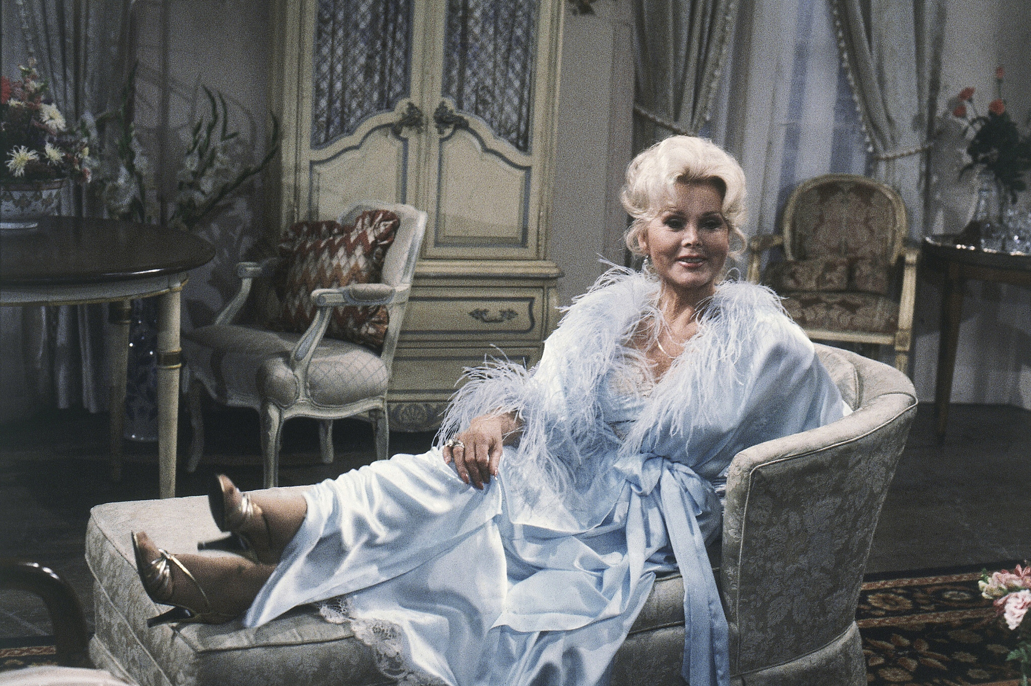 Zsa Zsa Gabor's ashes make fashionably late return to for burial | The Times of Israel