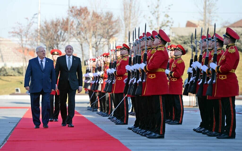 President Reuven Rivlin is welcomed by an honor guard during his visit to Georgia, January 2017. (Haim Zach / GPO)