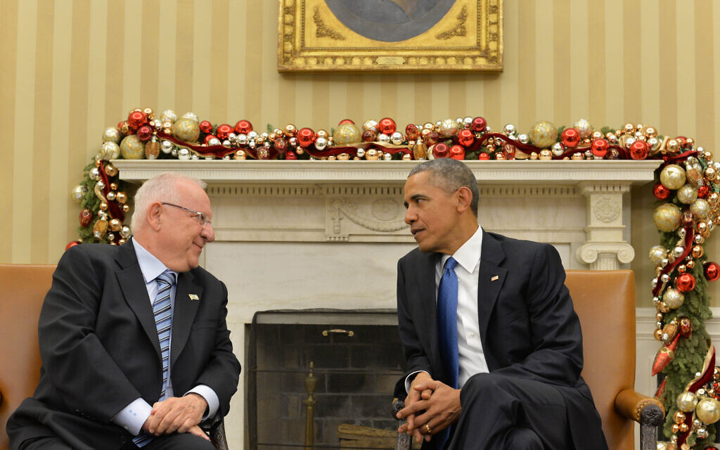 President Reuven Rivlin (L) meeting US President Barak Obama at the Whitehouse in Washington, December 9, 2015. (Kobi Gideon / GPO)