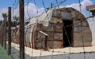 A picture shows the last remaining housing hut at the Jewish Museum of Cyprus in the port city of Larnaca on July 26, 2021. (Christina ASSI / AFP)