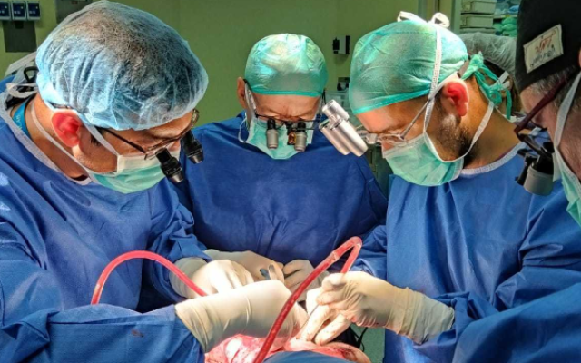 Part of a medical team that separated conjoined twins at Soroka University Medical Center in Beersheba. (courtesy of Soroka University Medical Center)