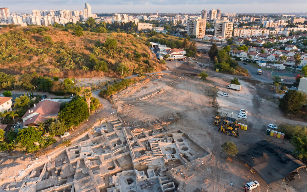 Aerial view of the Byzantine winepress uncovered in Yavne (Asaf Peretz/IAA)