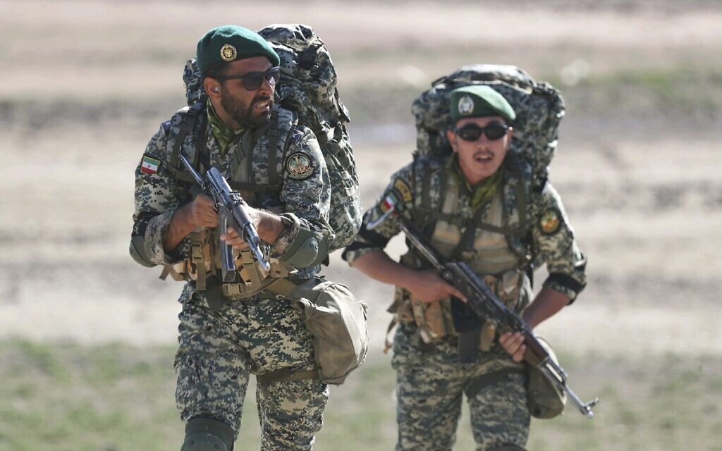Irāna sāk kara spēles netālu no saspringtās Azerbaidžānas robežas, aizbildinoties ar “cionistu” klātbūtni