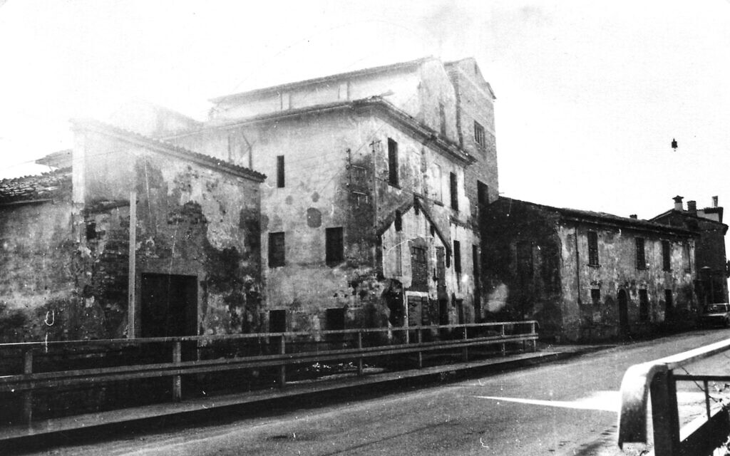 The San Giuseppe mill in Canneto sull'Oglio in the 1960s. (Courtesy)