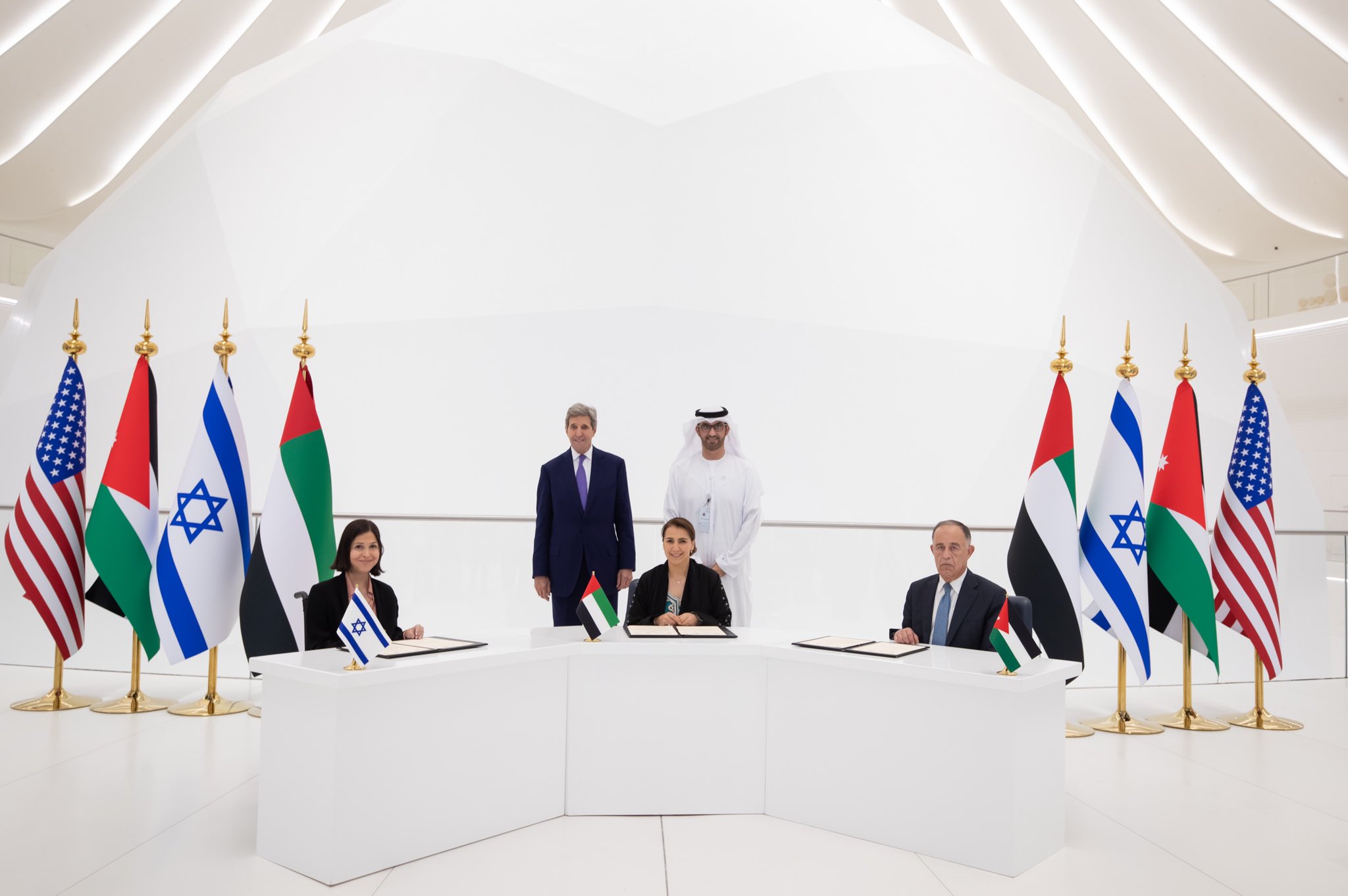 ros Reorganisere Direkte Israel, Jordan sign huge UAE-brokered deal to swap solar energy and water |  The Times of Israel