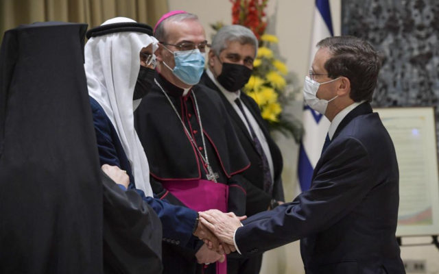 President Isaac Herzog hosts interfaith leaders at his residence in Jerusalem, on November 11, 2021. (Kobi Gideon/GPO)