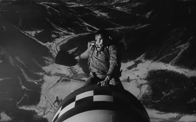 A scene from the film 'Dr. Strangelove.' (Screen capture: YouTube/United Artists)