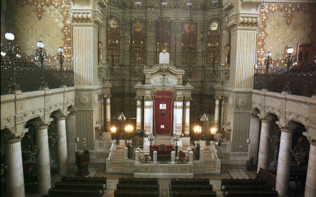 A  March 26, 1986 photo from files showing an interior view of the Great Synagogue of Rome. Pope Francis on Sunday, Jan. 17, 2015 becomes the third pope to visit Rome's main synagogue in a sign of continued Catholic-Jewish friendship that was highlighted by a recent Vatican declaration that it doesn't support official efforts to convert the Jews. But the visit also follows a series of developments that have upset some in the Jewish community, including a new Vatican treaty signed with the "state of Palestine" and Francis' own words and deeds that have been interpreted by some as favoring the Palestinian political cause. (AP Photo/File)