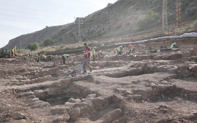 Remains of a 2,000-year-old syngagogue found in Migdal. (University of Haifa)
