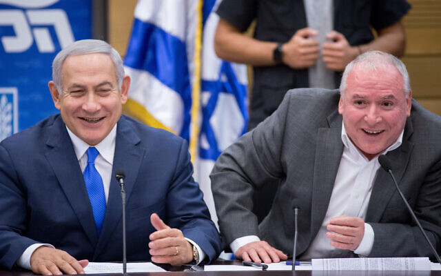 Amsalem acusa a su compañero Likud MK Barkat de soborno; Socios del exalcalde: 'Calumnias'