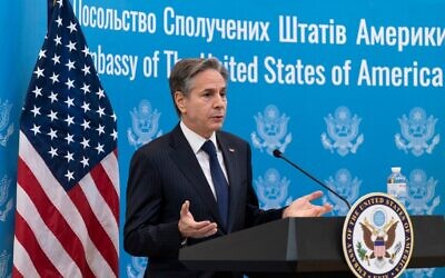 US Secretary of State Antony Blinken greets embassy staff at the American embassy in Kyiv, Ukraine, on January 19, 2022. (Alex Brandon/Pool/AFP)