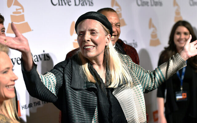 Joni Mitchell arrives at the 2015 Clive Davis Pre-Grammy Gala in Beverly Hills, California, on February 7, 2015. (John Shearer/Invision/AP, File)