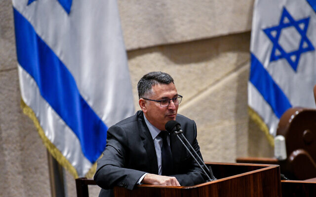 Justice Minister Gideon Saar speaks during a plenum session in the Knesset on December 15, 2021. (Arie Leib Abrams/Flash90)
