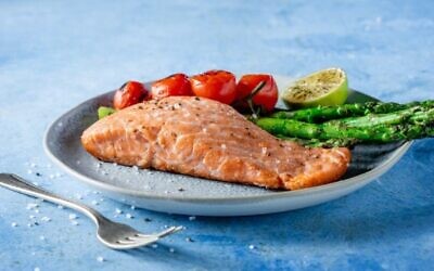 Israeli startup Plantish, based in Rehovot, says it made the first 3D-printed, whole-cut, plant-based salmon fillet in January 2022 with plans for a commercial launch in 2024. (Plantish)