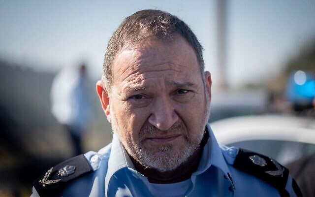 Police chief Kobi Shabtai visits at roadblock outside Jerusalem during a COVID-19 lockdown, on January 8, 2021. (Yonatan Sindel/Flash90)