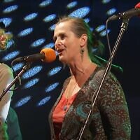 Czech folk singer Hana Horka during a performance of her band Asonance in September 2012. (Screenshot: YouTube)