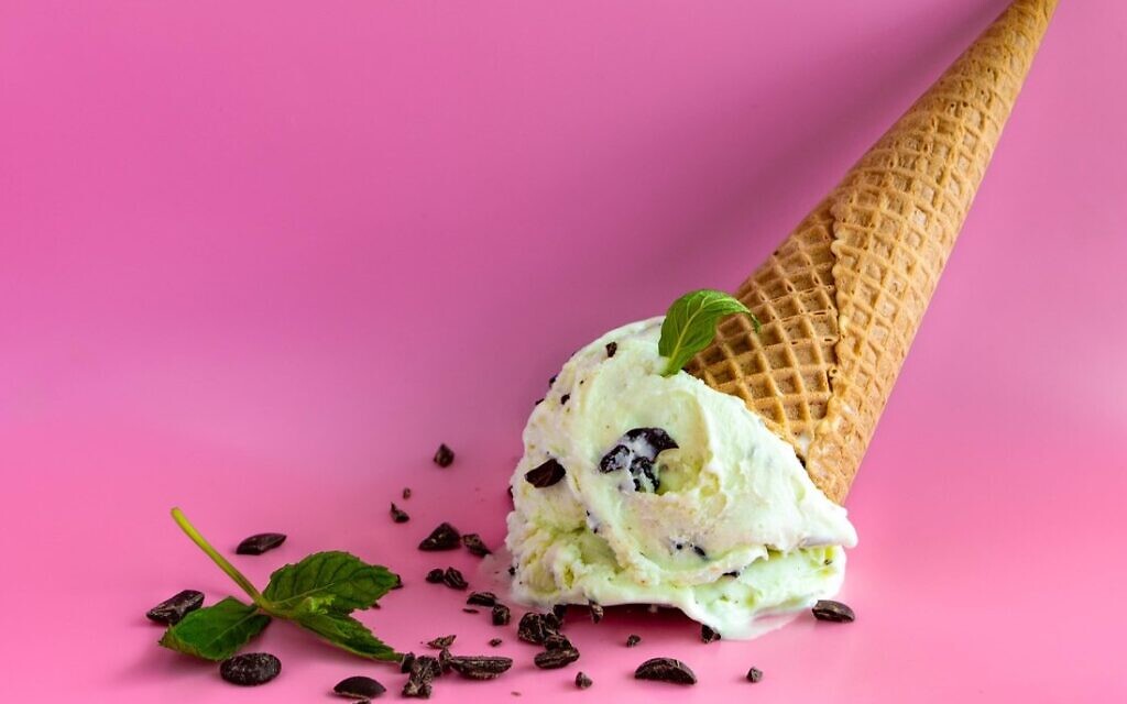 Stock image of an ice cream in a cone (Courtesy Leggenda)