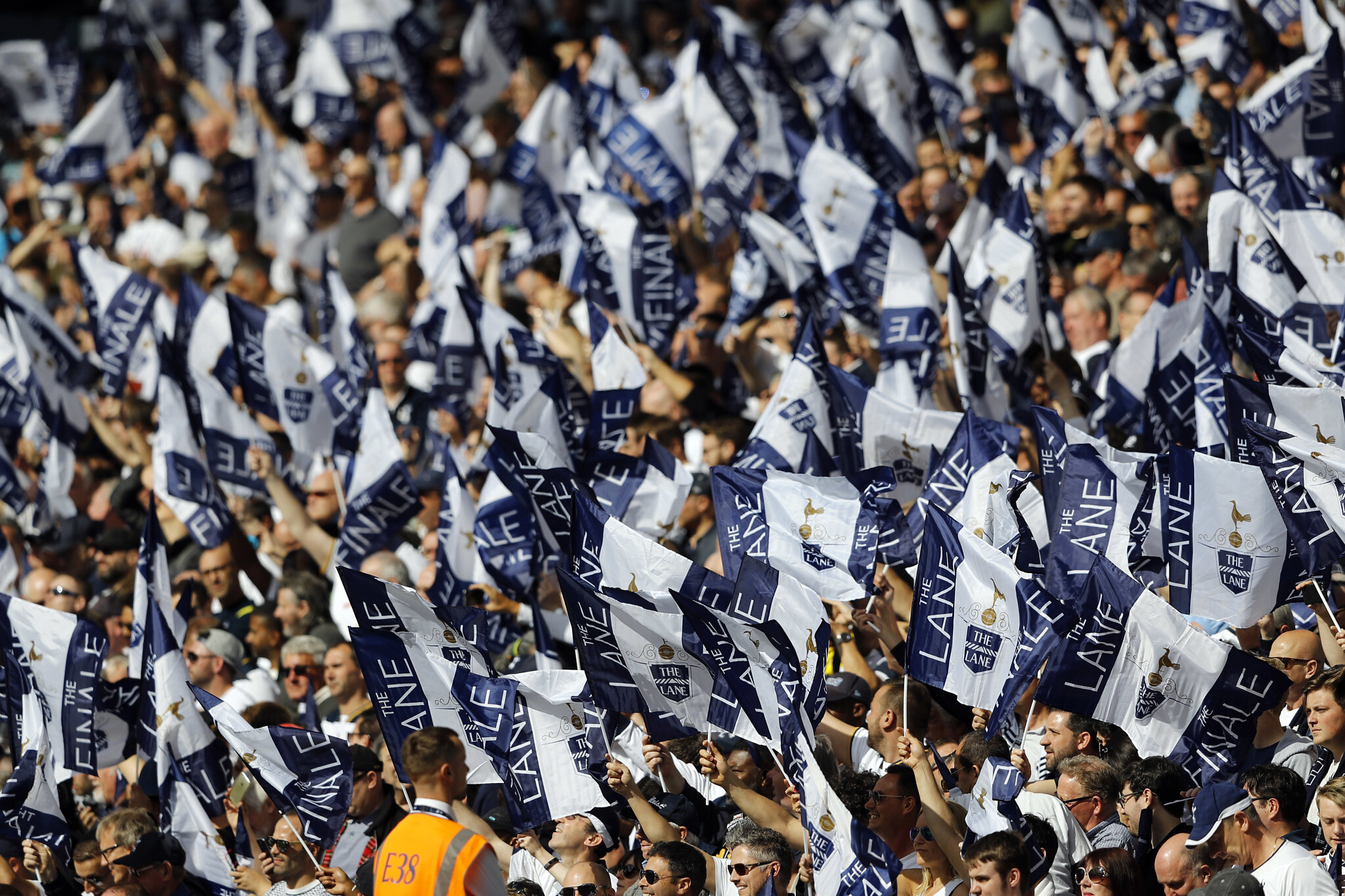 Tottenham Hotspur F.C. supporters - Wikipedia