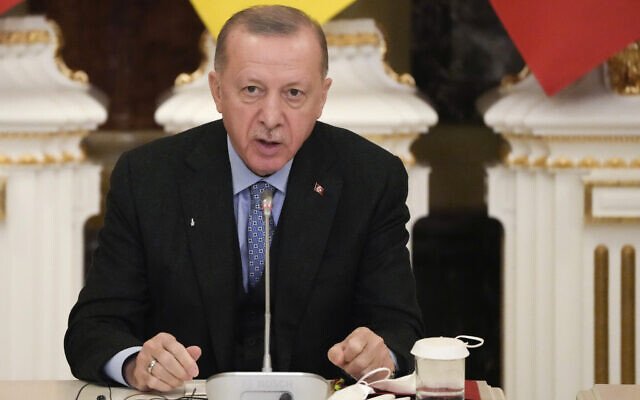 Turkey's President Recep Tayyip Erdogan attends a joint news conference with Ukrainian President Volodymyr Zelenskyy following their talks in Kyiv, Ukraine, February 3, 2022. (AP Photo/Efrem Lukatsky)