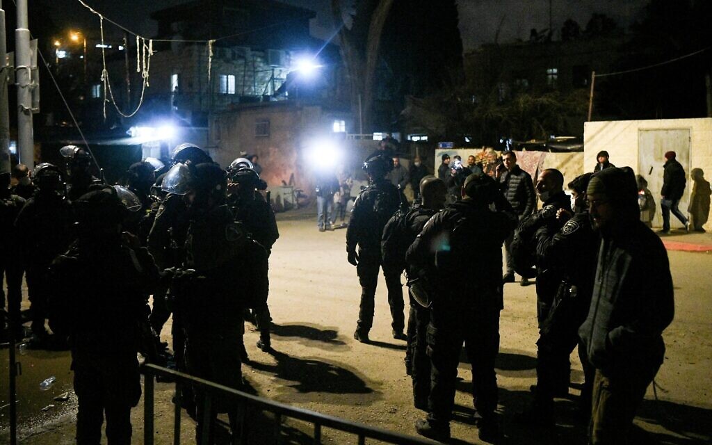 Police officers in the East Jerusalem neighborhood of Sheikh Jarrah, February 14, 2022. (Arie Leib Abrams/Flash90)