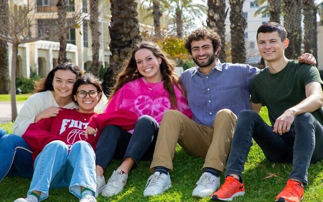 Students at Tel Aviv University (Credit: TAU)