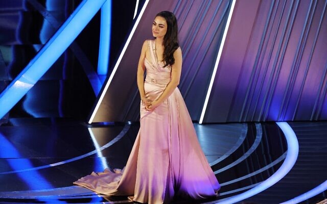 Mila Kunis speaks onstage during the 94th Annual Academy Awards at Dolby Theatre on March 27, 2022 in Hollywood, California.   (Neilson Barnard/Getty Images/AFP)