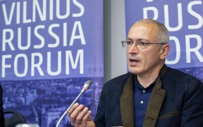 Russian opposition figure and former owner of the Yukos Oil Company Mikhail Khodorkovsky in Vilnius, Lithuania, Aug. 20, 2021. (AP Photo/Mindaugas Kulbis)