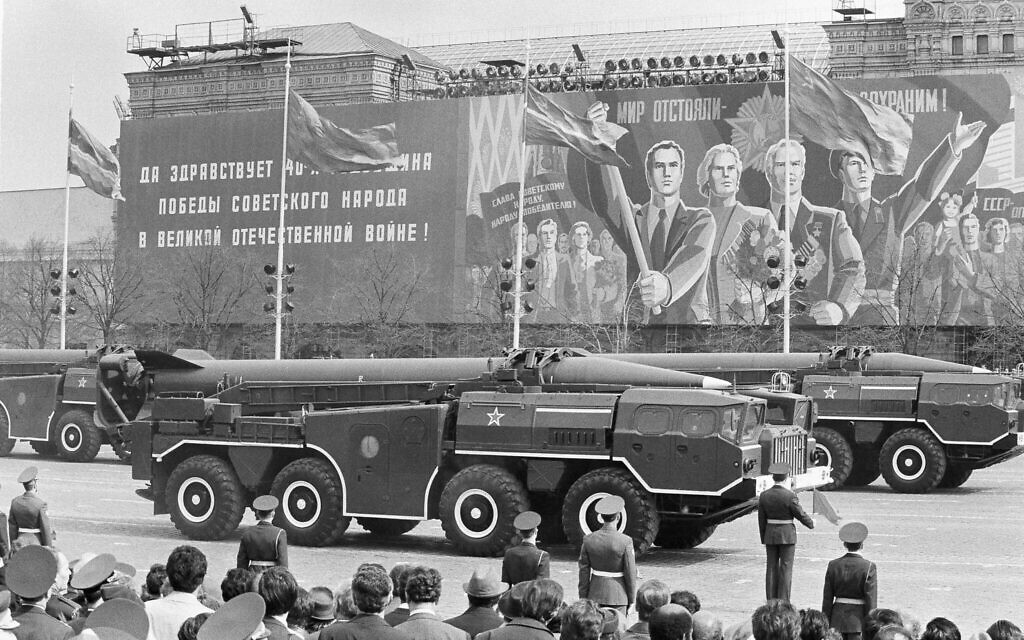 A Soviet SS-21 tactical short-range nuclear missile is shown for the first time in Red Square, Moscow at the Victory Day parade May 9, 1985 in Russia.     (AP Photo)