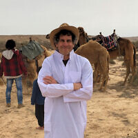 Composer Andy Teirstein during a musical Bedouin trek in the Arava Desert. (Courtesy)