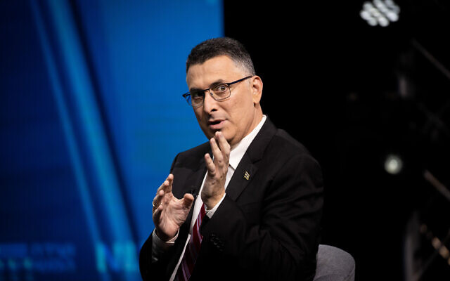 Gideon Sa'ar, head of the New Hope political party, speaks during the conference of the Israeli Television News Company in Jerusalem, on March 7, 2021. (Yonatan Sindel/Flash90)