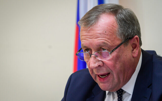 Russian Ambassador to Israel Anatoly Viktorov gives a statement to the media at the Russian Consulate in Tel Aviv, on March 3, 2022. (Avshalom Sassoni‎‏/Flash90)
