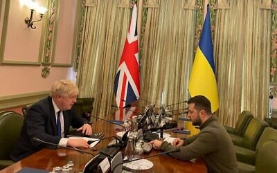 British Prime Minister Boris Johnson meets Ukraine's President Volodymyr Zelensky in Kyiv, on April 9, 2022. (Ukraine Foreign Ministry)
