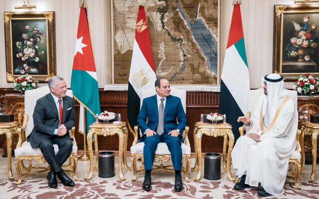 Jordan's King Abdullah II, Egyptian President Abdel-Fatteh el-Sissi and United Arab Emirates Crown Prince Mohammed bin Zayed Al Nahyan meeting in Cairo, Egypt, on April 24. 2022. (Royal Hashemite Court)