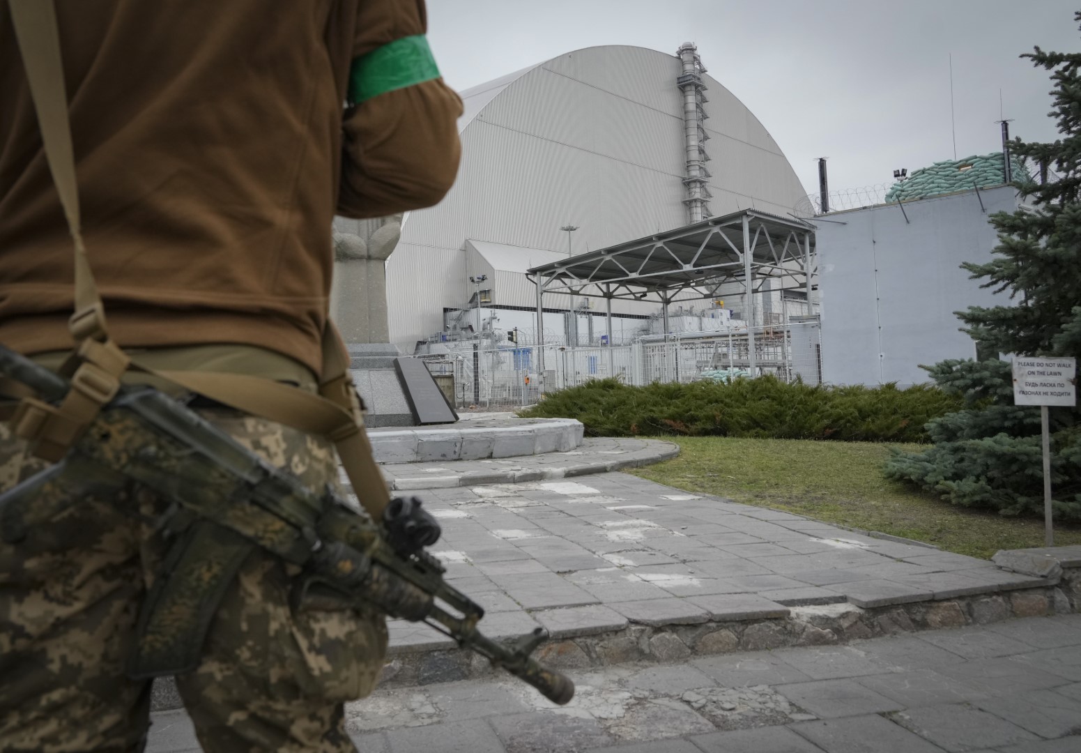 Ukrainians defy deadline to surrender in Mariupol or die | The Times of ...