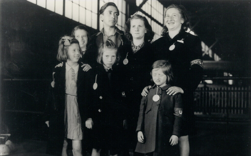 Ginger Lane (bottom right) and her siblings arrive in New York City as Holocaust survivors who were hidden in a fruit orchard near Berlin by non-Jews, May 26, 1946. (Courtesy Ginger Lane/AP)