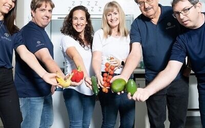 Prof. Amos Nussinovitch, Efrat Boker Ferri  and the team behind Sufresca’s tasteless, odourless, edible coatings that help keep produce fresh, reducing waste (Sufresca)