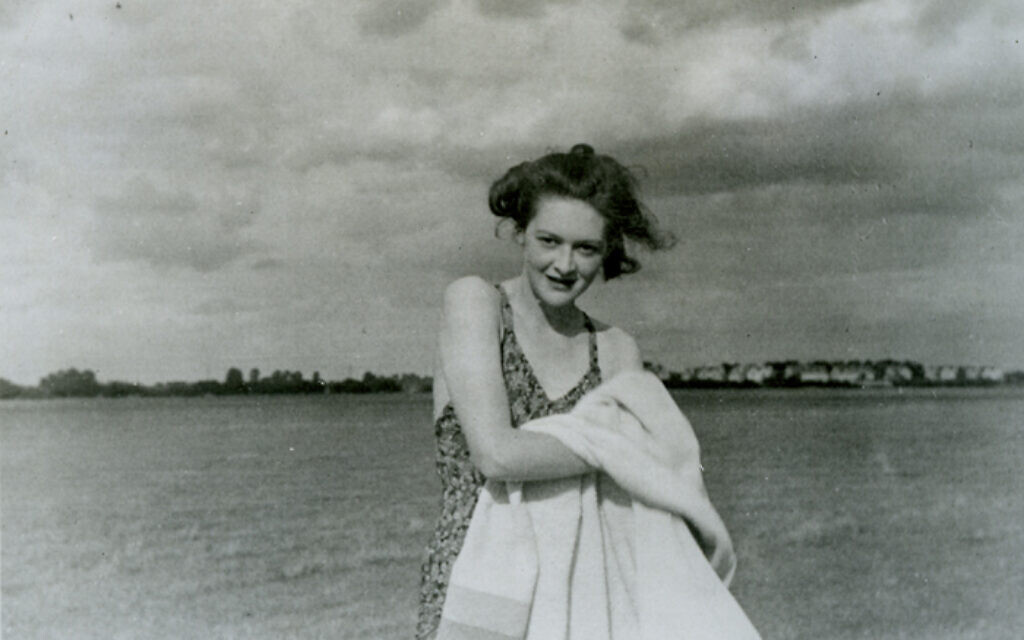 Jean Stanley posing as 'Pam' for Operation Mincemeat. (UK National Archives/ Public domain/ via Wikimedia Commons)