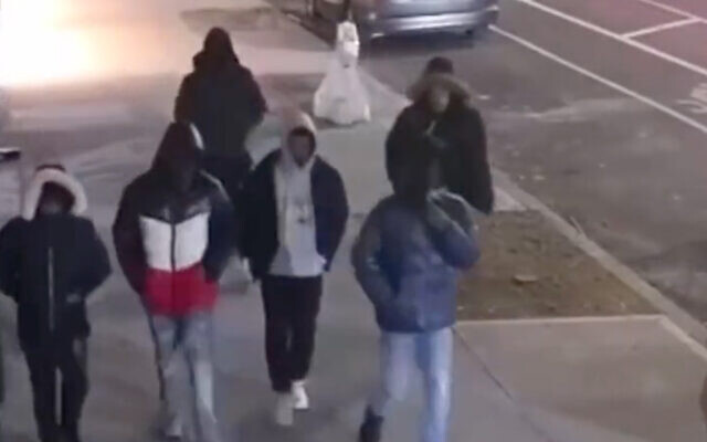 A group that allegedly assaulted a Jewish man in New York City on April 1, 2022, in footage released by the New York Police Department. (Screenshot)