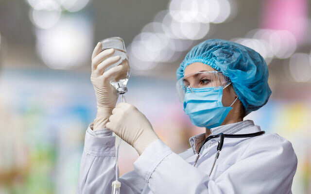 A doctor prepares a chemotherapy drug  (iStock via Getty Images)