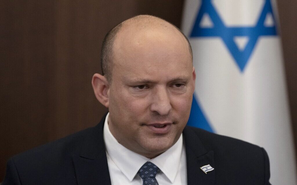 Bennett: Government faces 'a machine of poison and lies'