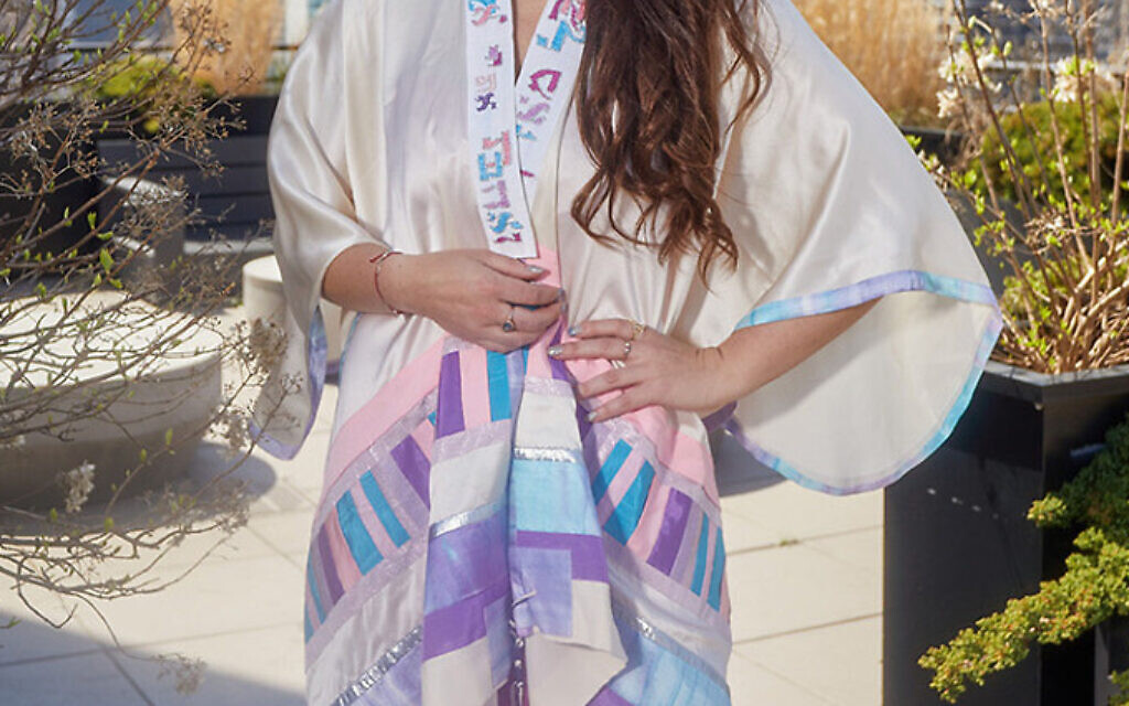 Rabbi Rebecca 'Becky' Eisenstadt started B'nai Mitzvah tutoring in her hometown in Bethesda, Maryland. Twenty years later, she's made it into a mini-empire. (Image by Alex Korolkovas/ via JTA)