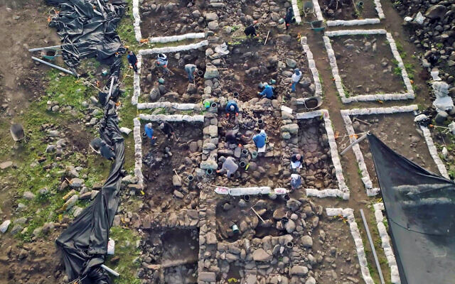 Excavations at a Hellenistic-era farmstead uncovered in the Galilee during salvage excavations ahead of a pipe bring desalinized water to the Sea of Galilee. (Emil Aladjem, Israel Antiquities Authority)